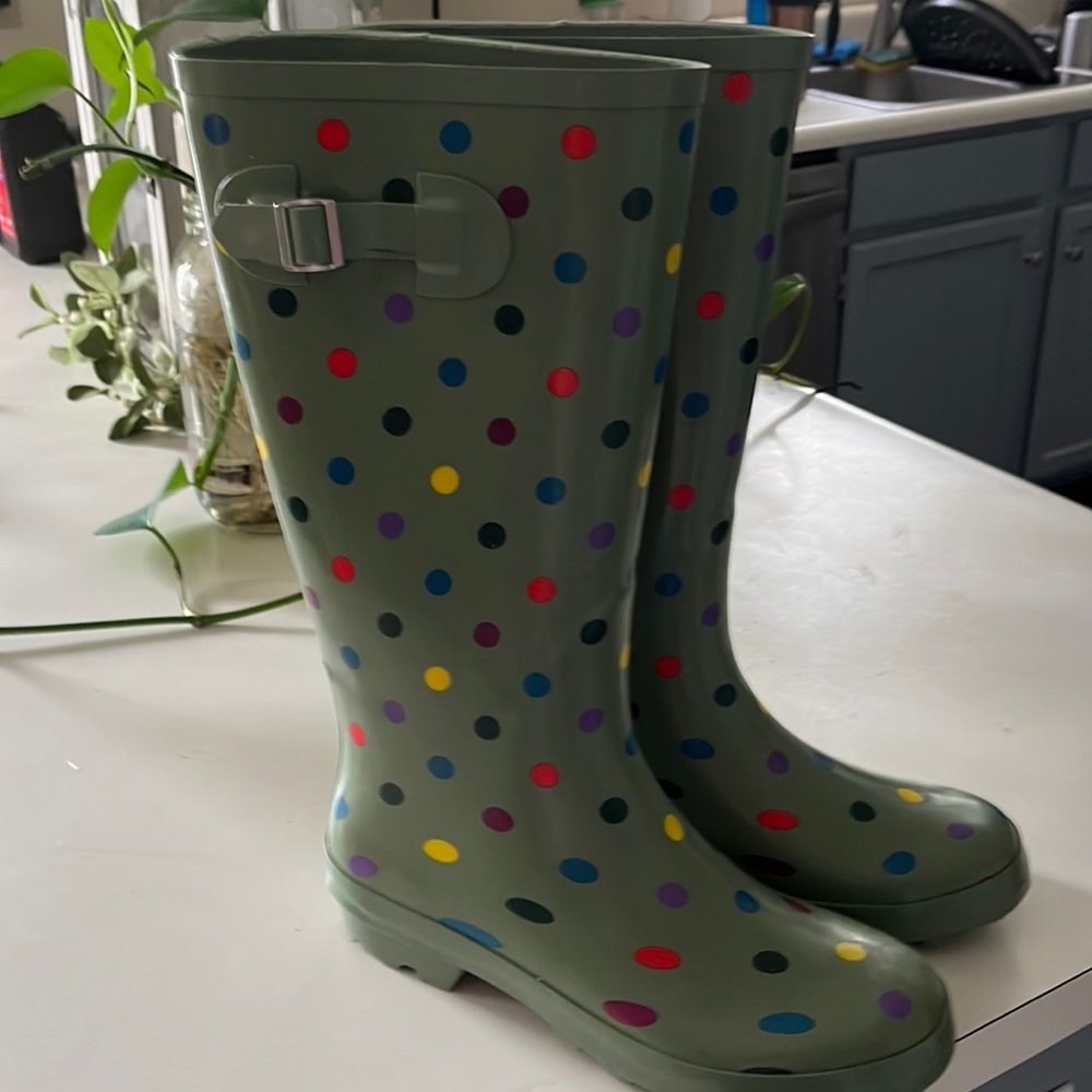 Green knee high rain boots Size 9